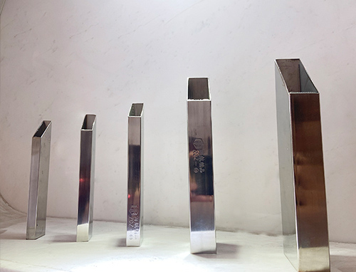 定制不銹鋼管材方管